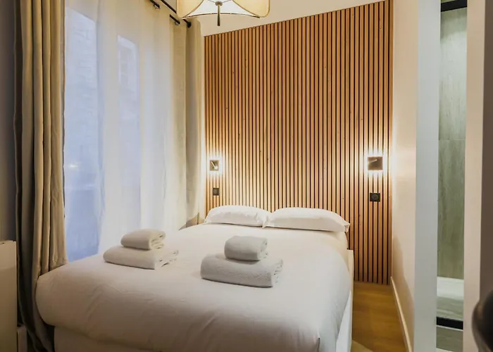 Superb Duplex 1 Bedroom Center Of Apartment *