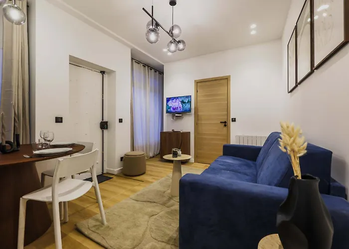 Apartment Superb Duplex 1 Bedroom Center Of