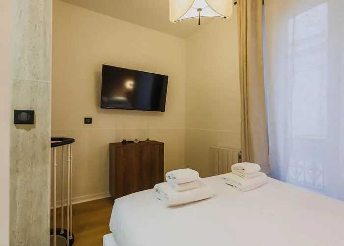 Apartment Superb Duplex 1 Bedroom Center Of